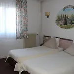 Logis Restaurant Panorama מלון 3*